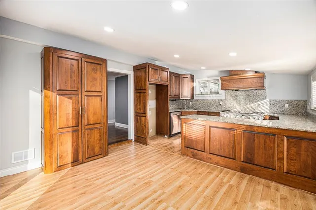 $400,000 | 5308 McAnany Drive, Shawnee, KS 66203