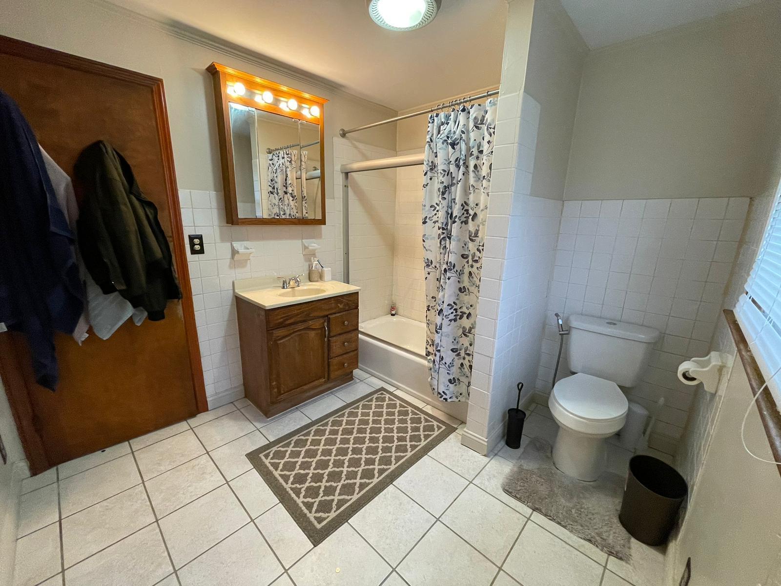 3502 Behymer Road Cincinnati, OH 45245 - Photo 35 of 43 IMG_3623