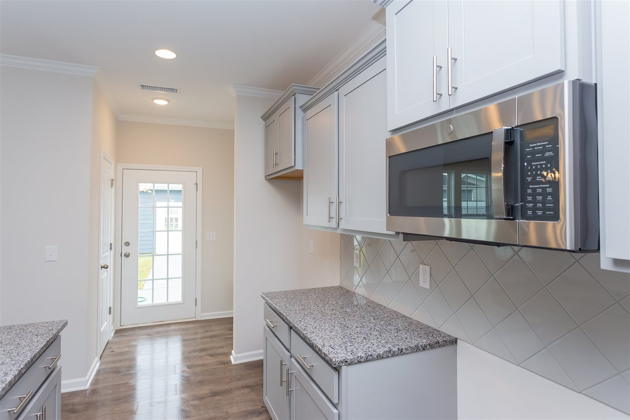 6509 Academic Avenue, Unit 1066 Raleigh, NC 27616 - Photo 17 of 30 Kitchen