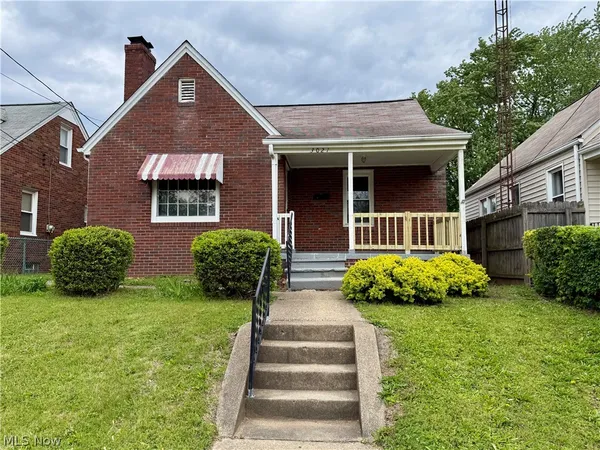 $82,500 | 3021 Windsor Place Southwest, Canton, OH 44710