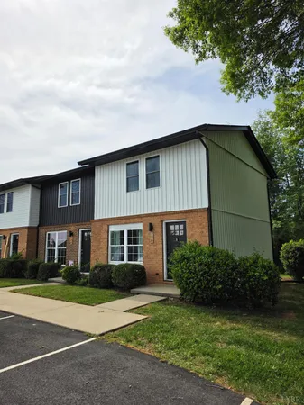 $179,000 | 178 Dulwich Drive, Unit 178, Amherst, VA 24521