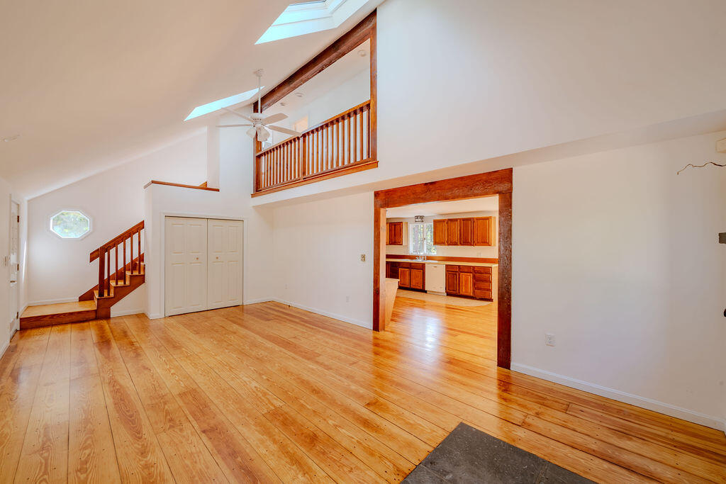 100 East Hill Road Wellfleet, MA 02667 - Photo 8 of 53 100_East_Hill-23