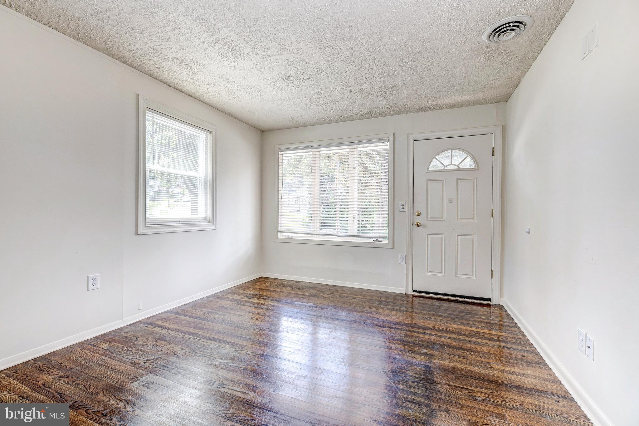 103 Wilgate Road Owings Mills, MD 21117 - Photo 4 of 16