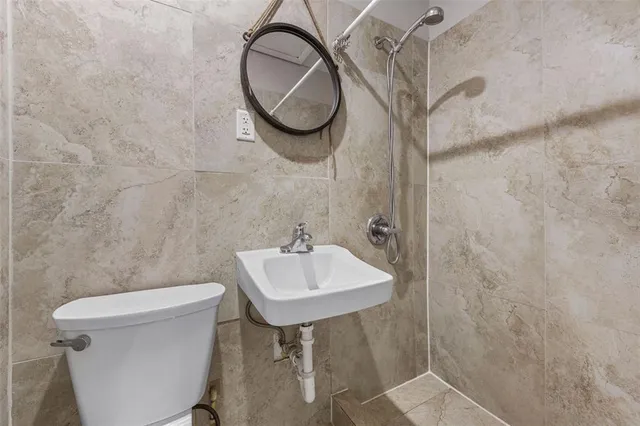 $355,000 | 682 Ascot Circle, Orlando, FL 32825