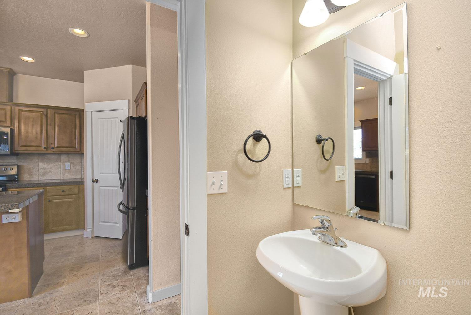 2523 Summercrest Street Caldwell, ID 83607 - Photo 15 of 31