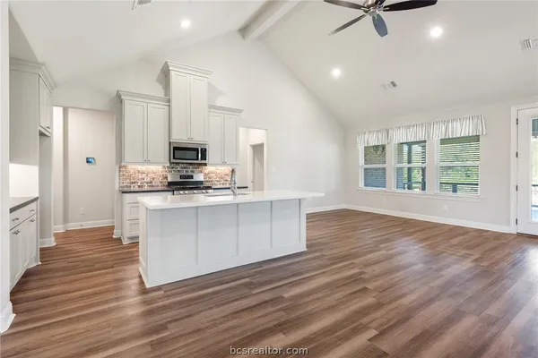 $625,000 | 9695 Durham Road, Iola, TX 77861