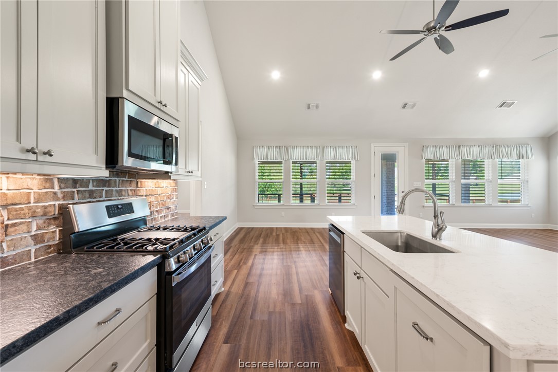 9695 Durham Road Iola, TX 77861 - Photo 15 of 37