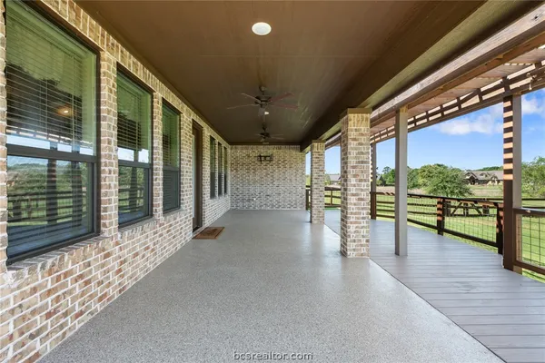 $625,000 | 9695 Durham Road, Iola, TX 77861