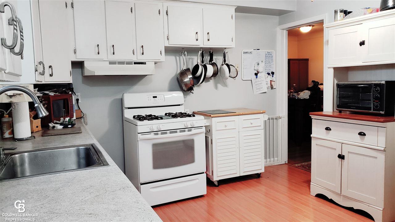 4018 Ravenswood Road Port Huron, MI 48060 - Photo 10 of 19 31376313-9.JPG