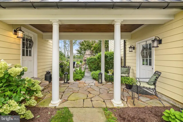 $1,595,000 | 6437 John S Mosby Highway, Middleburg, VA 20117