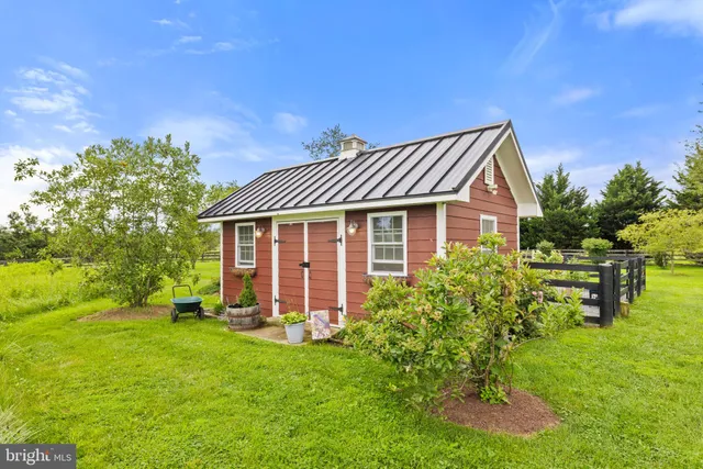 $1,595,000 | 6437 John S Mosby Highway, Middleburg, VA 20117