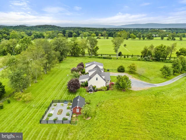 $1,595,000 | 6437 John S Mosby Highway, Middleburg, VA 20117