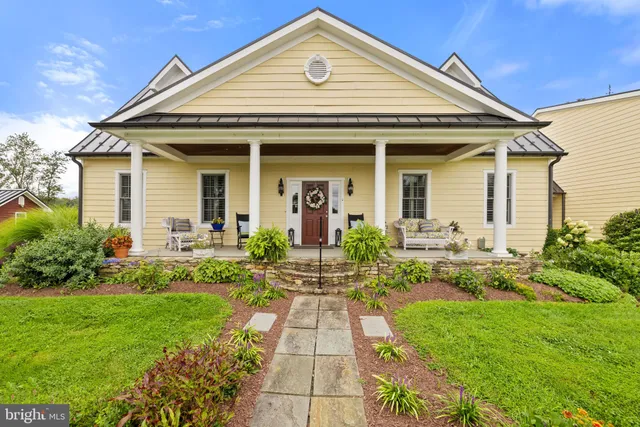 $1,595,000 | 6437 John S Mosby Highway, Middleburg, VA 20117