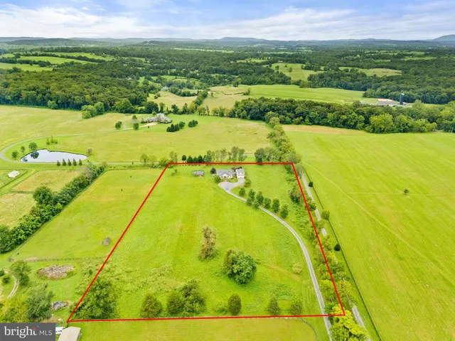 $1,595,000 | 6437 John S Mosby Highway, Middleburg, VA 20117