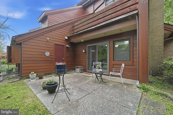 $285,500 | 7551 Weather Worn Way, Unit A, Columbia, MD 21046