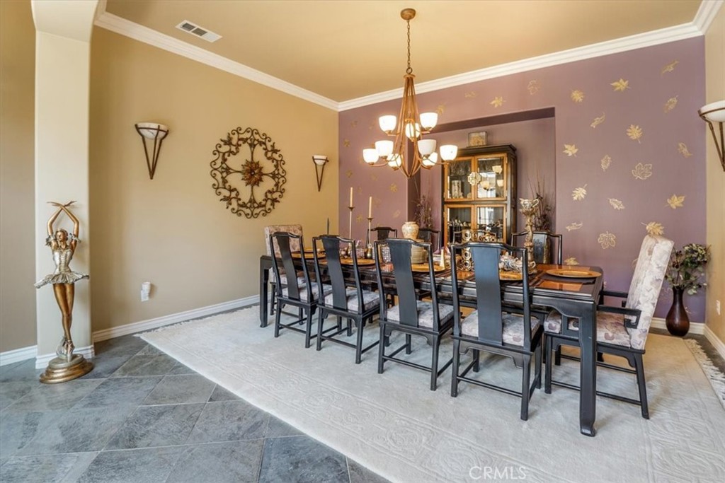 889 Highridge Street Riverside, CA 92506 - Photo 11 of 30