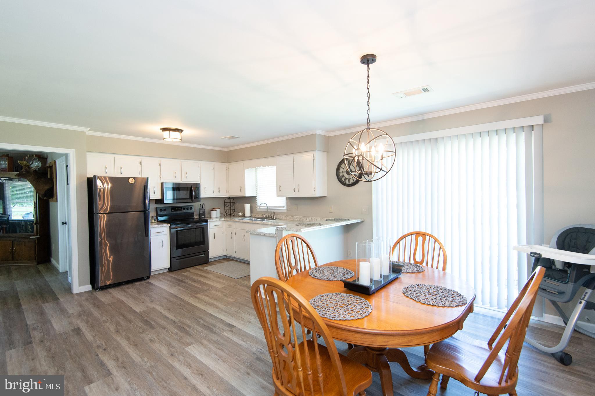 850 Hills Point Road Cambridge, MD 21613 - Photo 11 of 43 Dining/Kitchen