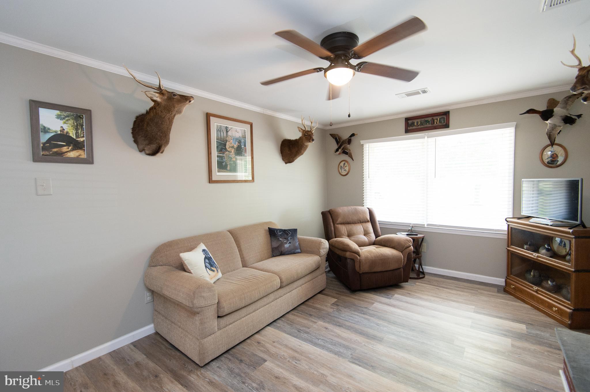 850 Hills Point Road Cambridge, MD 21613 - Photo 16 of 43 Family Room