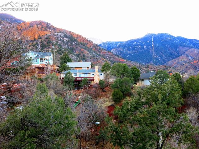 335 Oklahoma Road Manitou Springs, CO 80829 - Photo 3 of 22