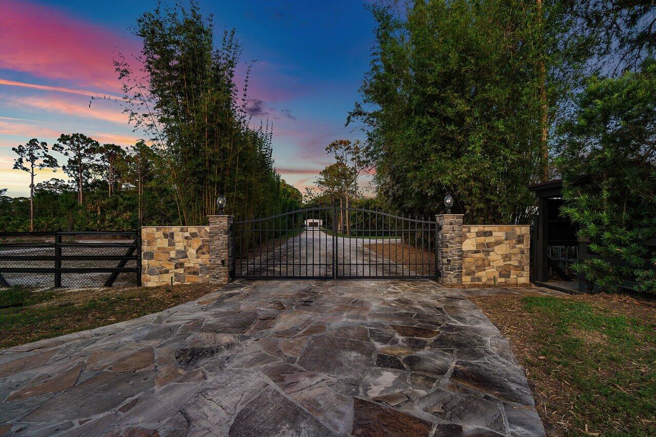 17270 Rocky Pines Road Jupiter, FL 33478 - Photo 2 of 69 083-17270RockyPinesRoad-Jupiter-FL-33478