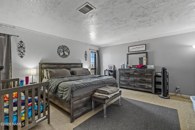 $320,000 | 5731 Pleasant Lane, Winslow, AZ 86047