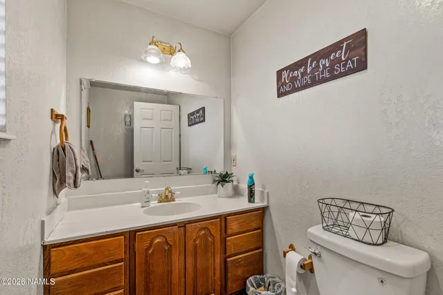 $320,000 | 5731 Pleasant Lane, Winslow, AZ 86047