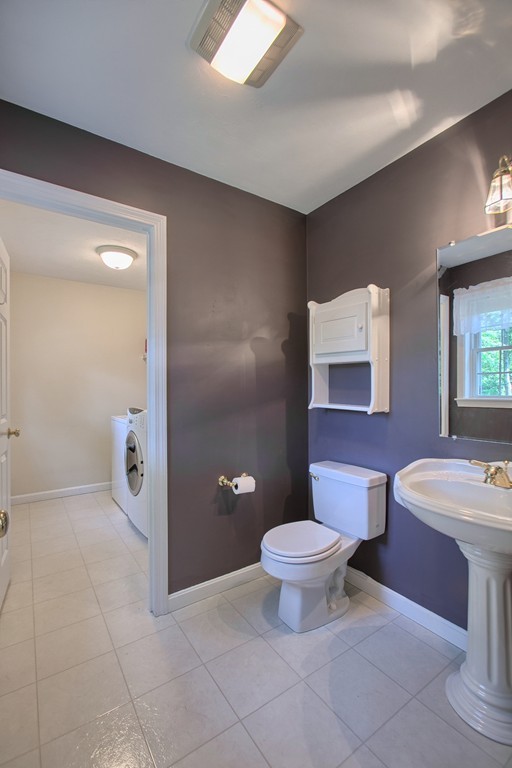 535 Northfield Road Lunenburg, MA 01462 - Photo 10 of 30