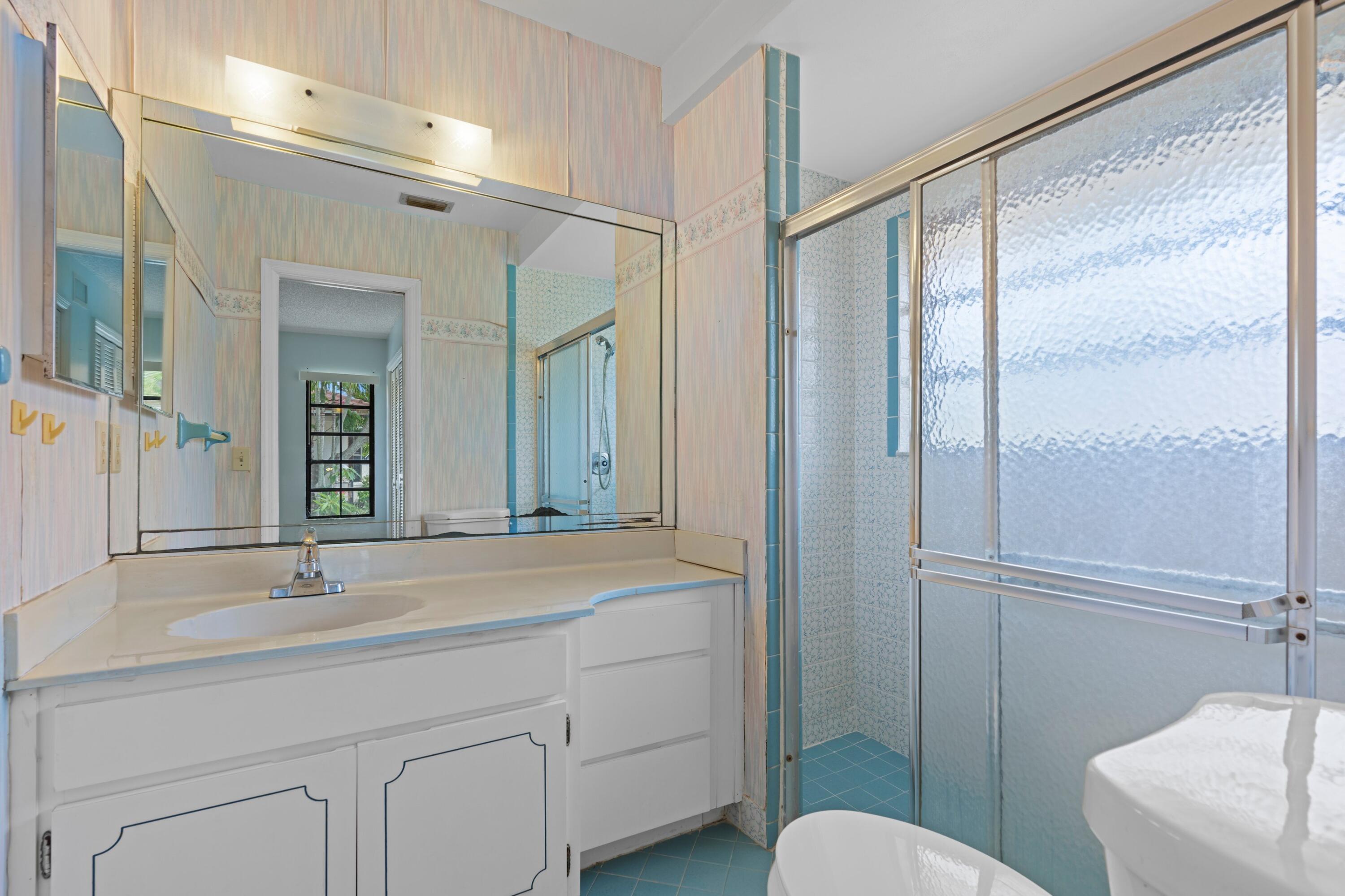 392 Northwest 42nd Street Boca Raton, FL 33431 - Photo 8 of 24 Master Bathroom