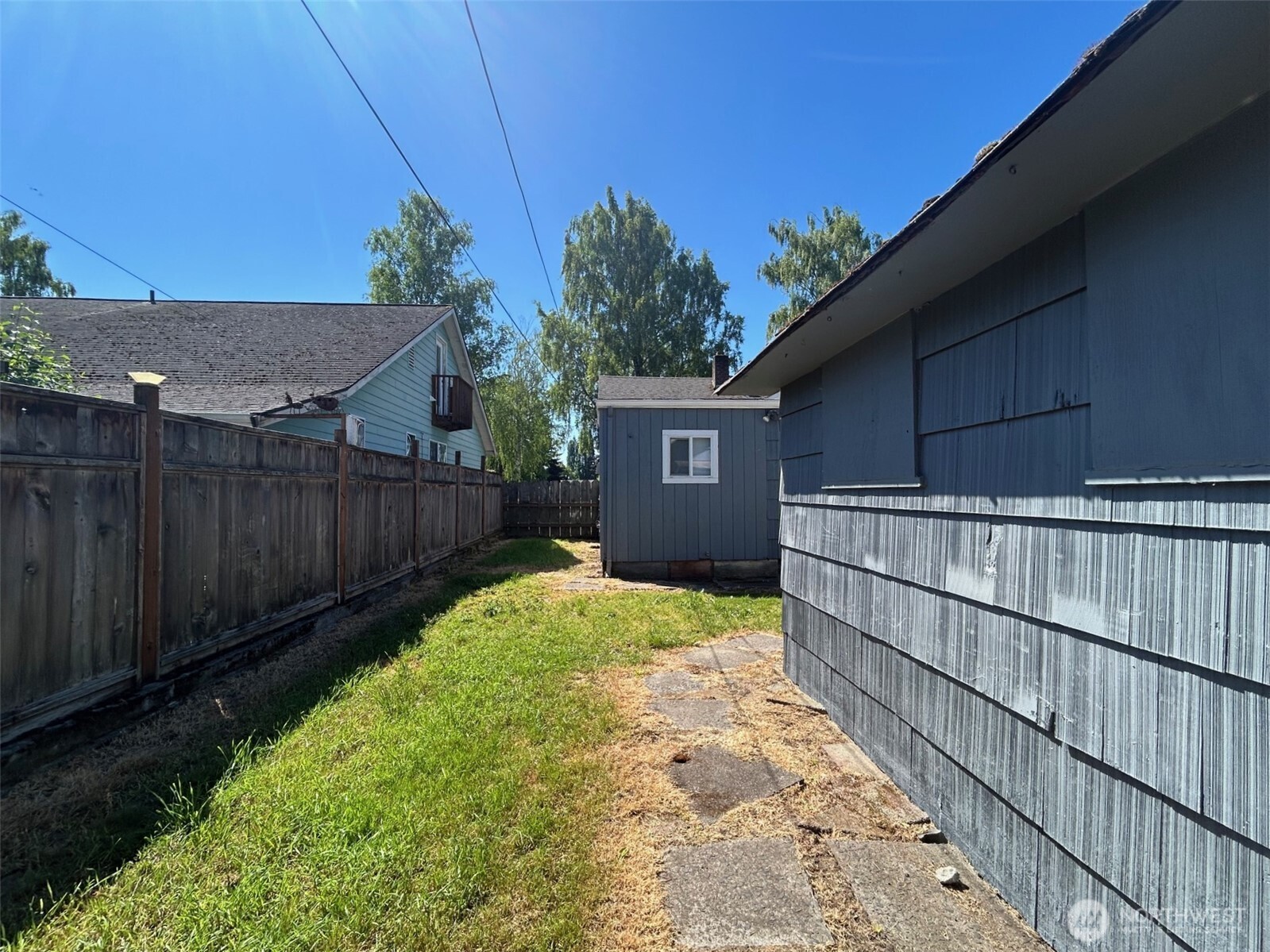 2914 Washington Way Longview, WA 98632 - Photo 16 of 17 a view of a backyard