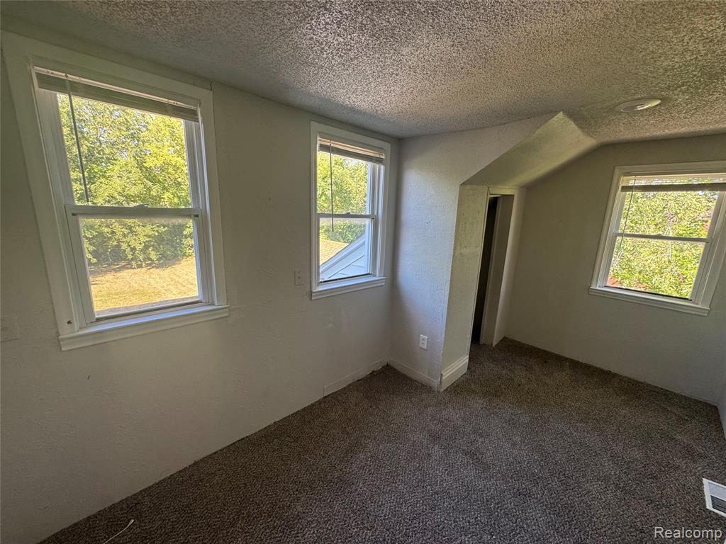 20737 Nummer Street Warren, MI 48089 - Photo 10 of 13