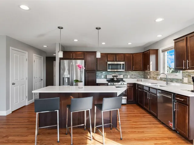 $619,900 | 142 Commodore Drive, Vergennes, VT 05491