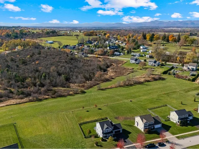 $619,900 | 142 Commodore Drive, Vergennes, VT 05491