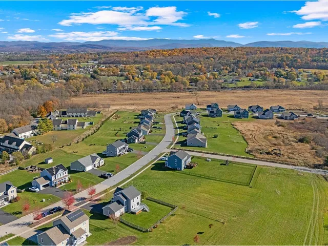 $619,900 | 142 Commodore Drive, Vergennes, VT 05491