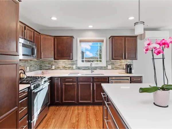 $587,000 | 142 Commodore Drive, Vergennes, VT 05491