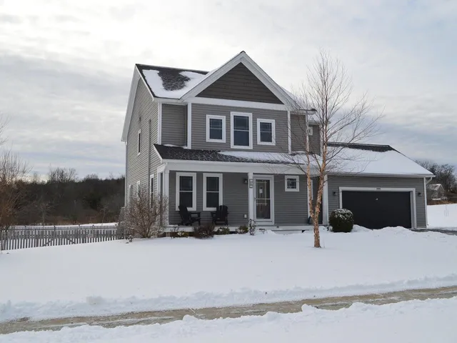 $619,900 | 142 Commodore Drive, Vergennes, VT 05491