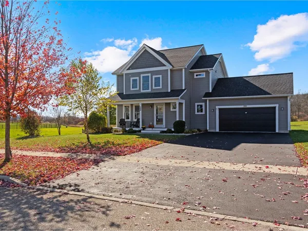 $587,000 | 142 Commodore Drive, Vergennes, VT 05491
