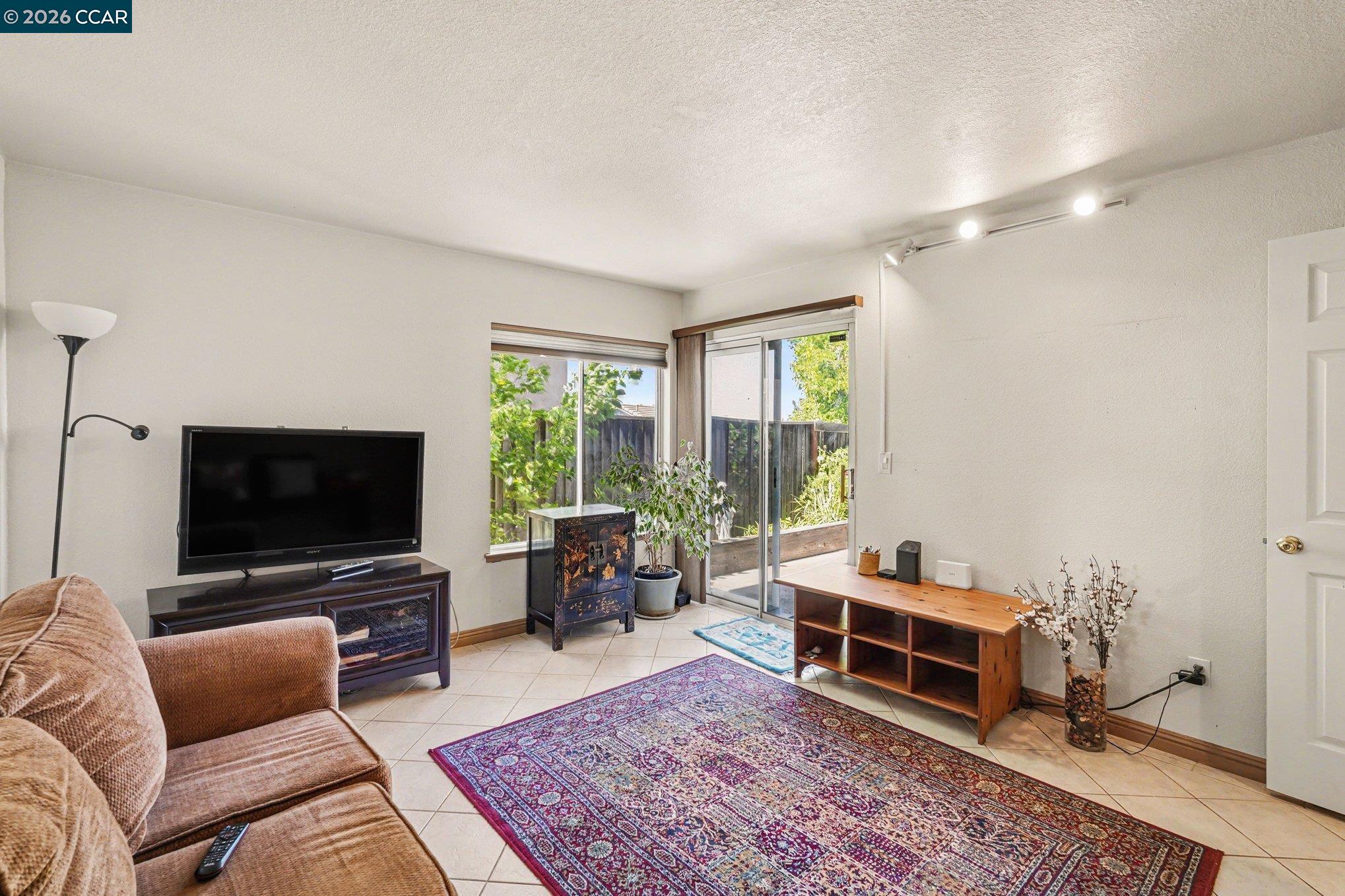 832 Steffa Street Bay Point, CA 94565 - Photo 7 of 36