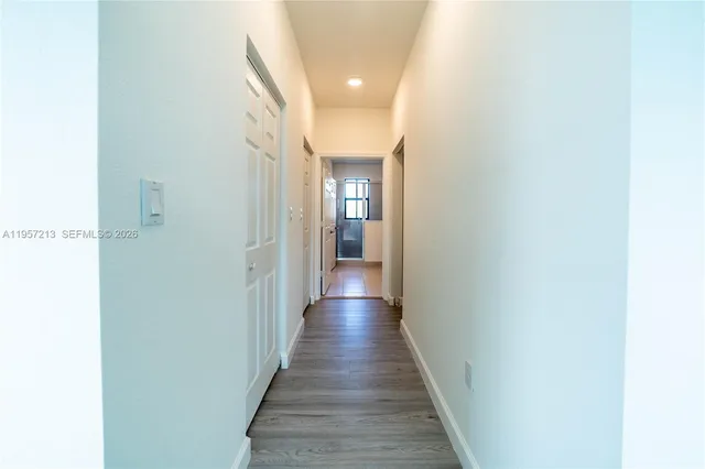 $3,400 | 1928 Southwest 5th Boulevard, Unit 1928, Fort Lauderdale, FL 33312