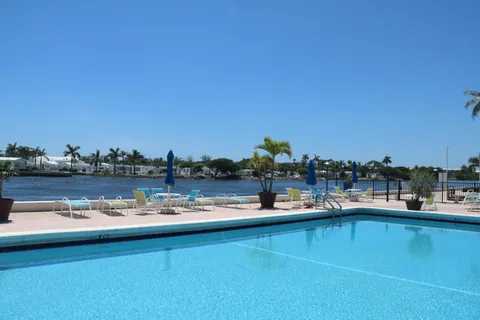 $159,900 | 2012 South Federal Highway, Unit 303, Boynton Beach, FL 33435