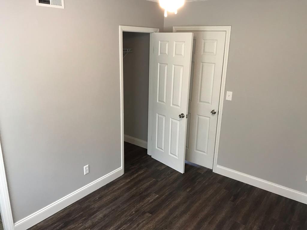 472 Kensington Road Columbus, GA 31907 - Photo 23 of 33 In-law suite closet