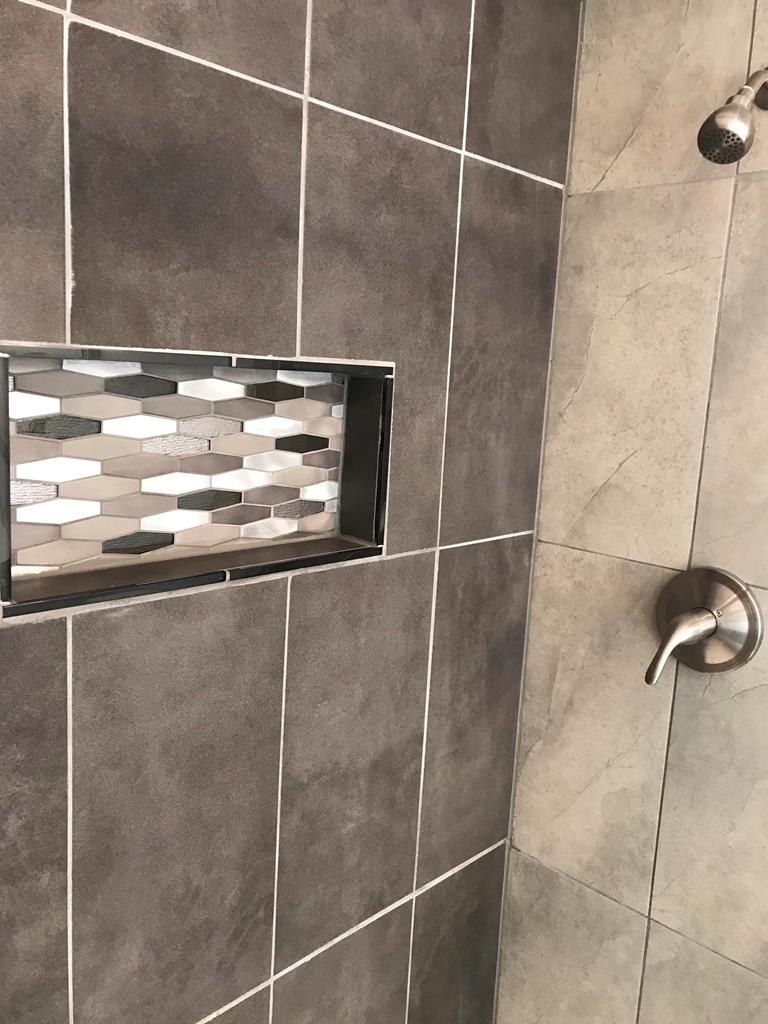 472 Kensington Road Columbus, GA 31907 - Photo 33 of 33 Master bathroom's shower