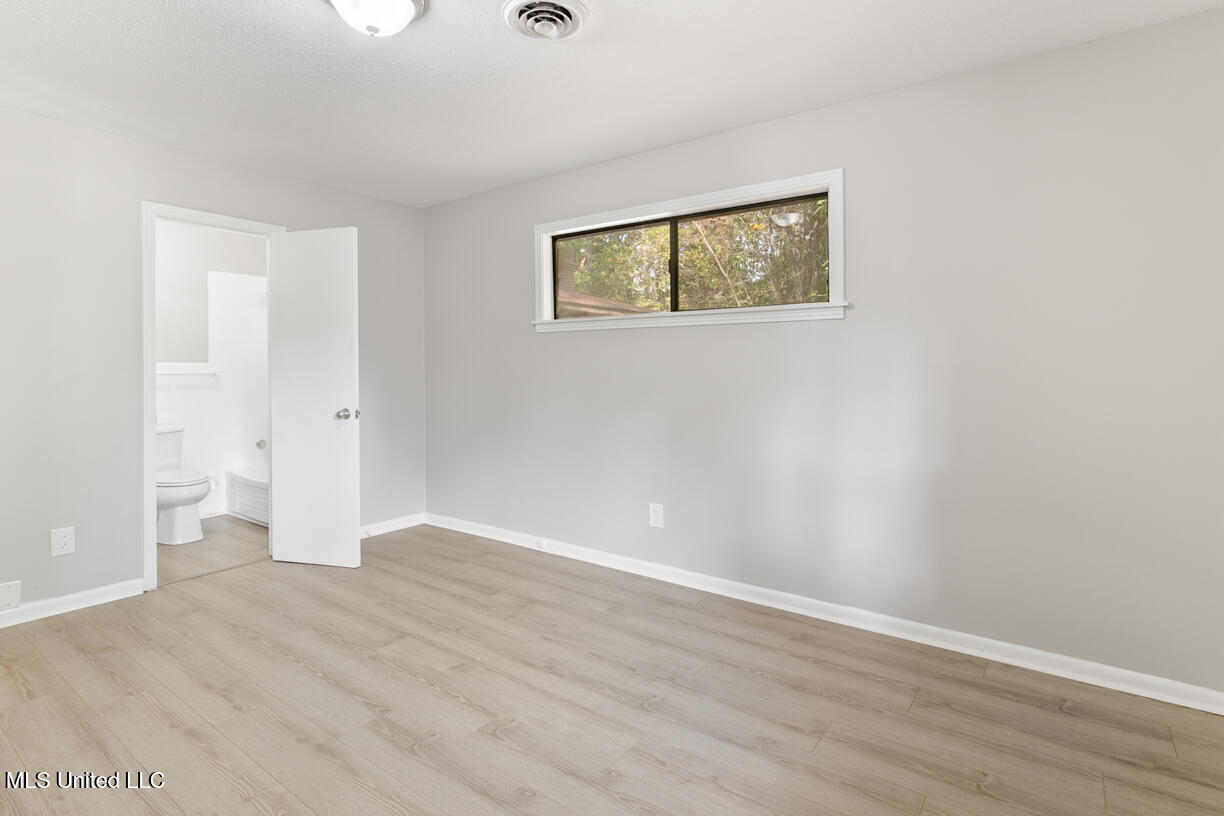 5444 Ridgewood Road Jackson, MS 39211 - Photo 20 of 25 5444 Ridgewood final-23