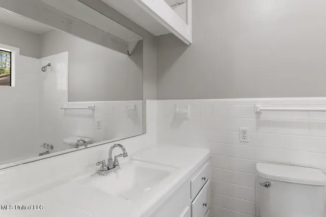 $169,000 | 5444 Ridgewood Road, Jackson, MS 39211