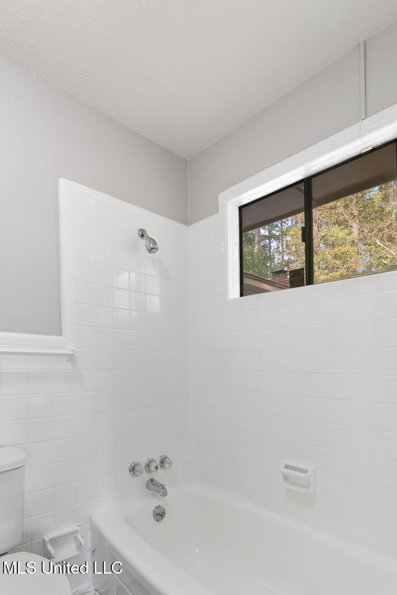 5444 Ridgewood Road Jackson, MS 39211 - Photo 22 of 25 5444 Ridgewood final-25