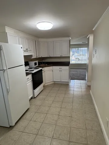 $1,750 | 11 Madison Avenue, Unit D, Rochester, NH 03867