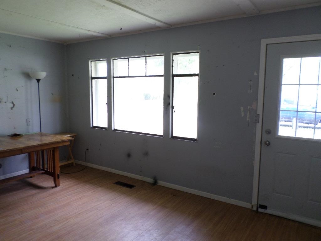 509 Curry Street Tomah, WI 54660 - Photo 2 of 21