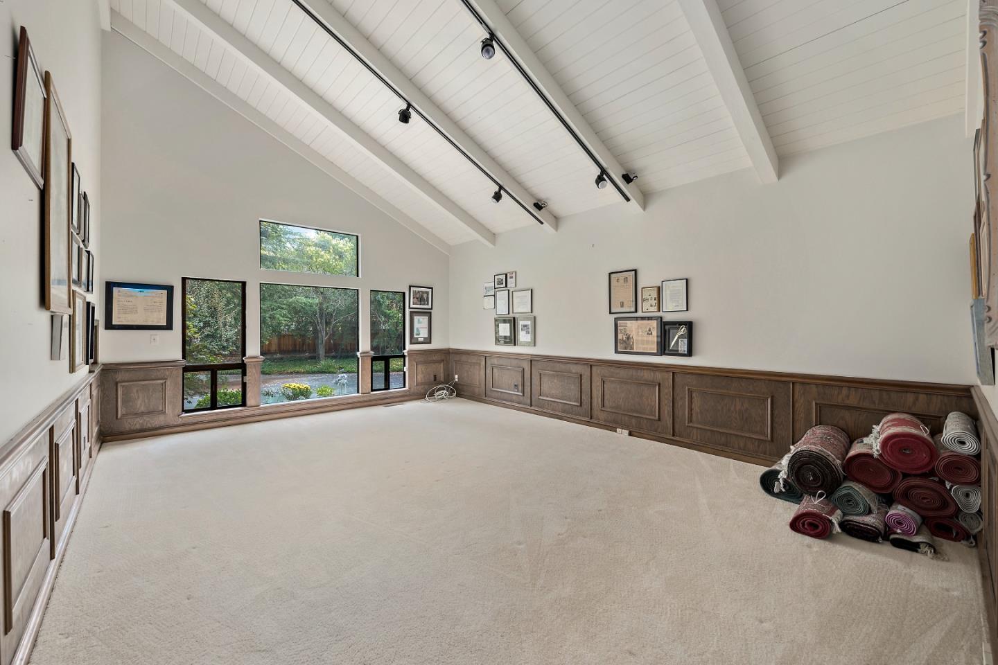 498 Walsh Road Atherton, CA 94027 - Photo 18 of 42 Gallery Image 18