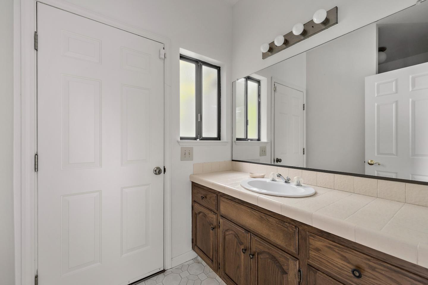 498 Walsh Road Atherton, CA 94027 - Photo 30 of 42 Gallery Image 30