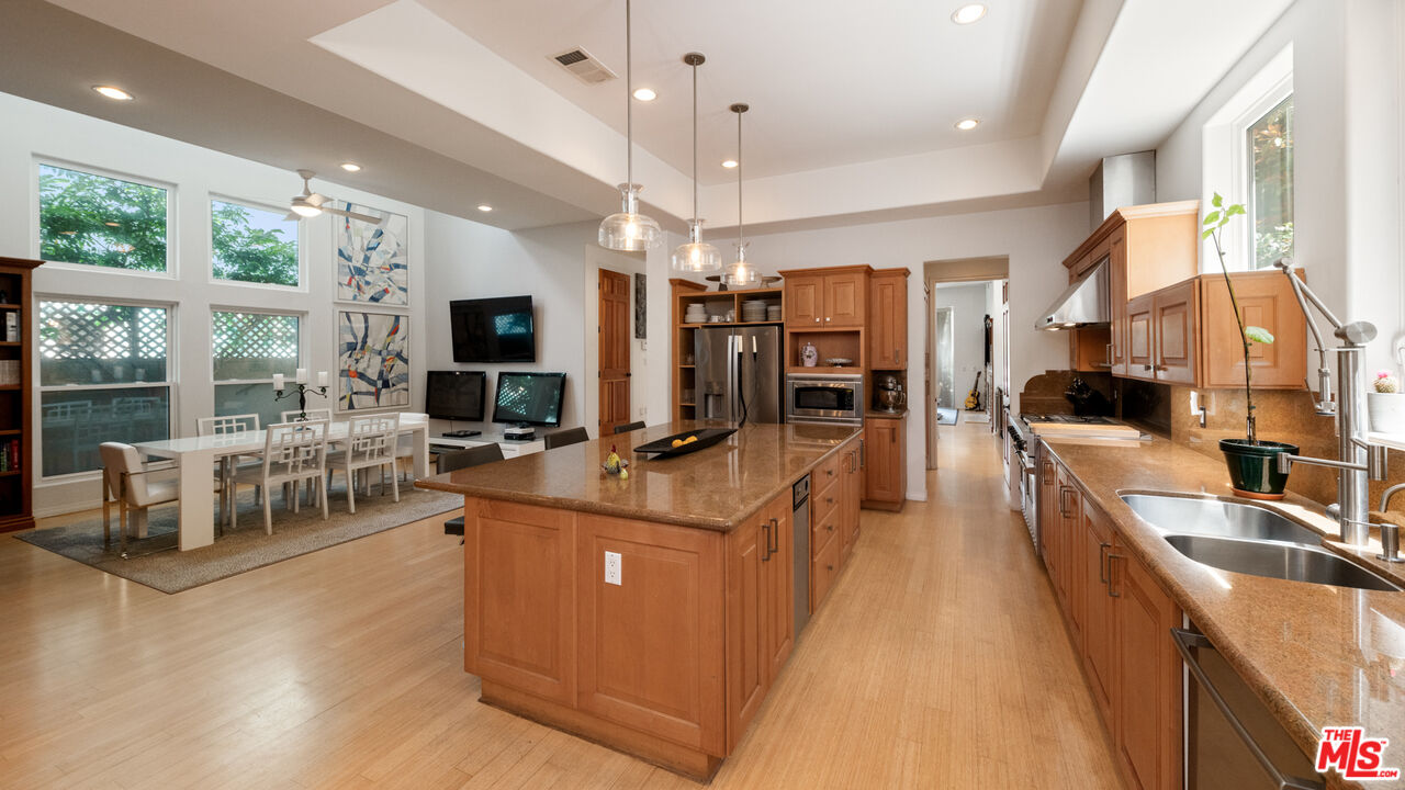 3705 Esplanade Marina del Rey, CA 90292 - Photo 15 of 41
