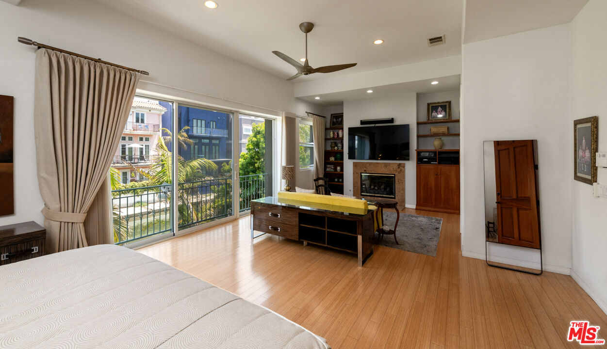 3705 Esplanade Marina del Rey, CA 90292 - Photo 22 of 41